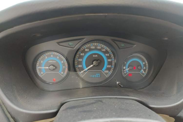 Used Soueast V3 Lingyue 2015 1.5L Manual Happiness Edition Instrument Cluster