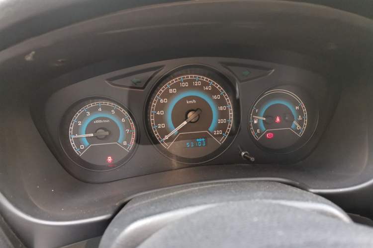 Used Soueast V3 Lingyue 2015 1.5L Manual Style Edition Instrument Cluster