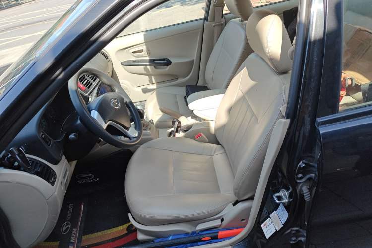 Used Soueast V3 Lingyue 2015 1.5L Manual Happiness Edition Left Front Seat