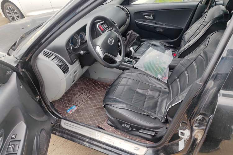 Used Soueast V3 Lingyue 2015 1.5L AMT Happiness Edition Left Front Seat