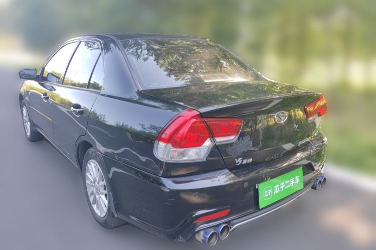 Used Soueast V3 Lingyue 2015 1.5L Manual Happiness Edition Rear Left 45 Deg