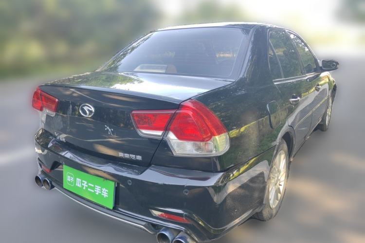 Used Soueast V3 Lingyue 2015 1.5L Manual Happiness Edition Rear Right 45 Deg