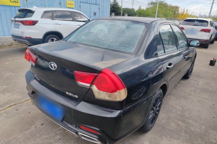 Used Soueast V3 Lingyue 2015 1.5L AMT Happiness Edition Rear Right 45 Deg