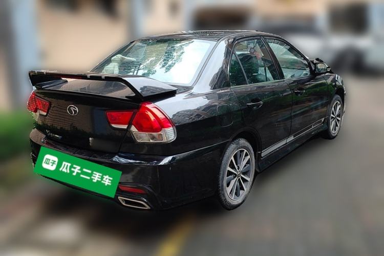 Used Soueast V3 Lingyue 2015 1.5L Manual Style Edition Rear Right 45 Deg