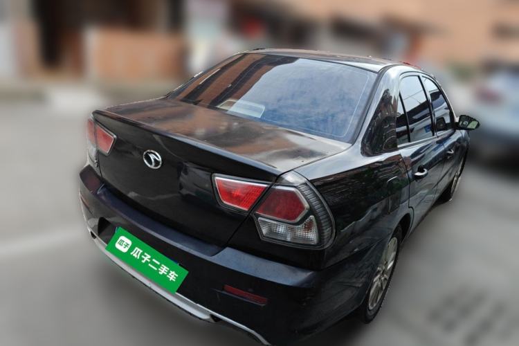 Used Soueast V3 Lingyue 2015 1.5L Manual Happiness Edition Rear Right 45 Deg