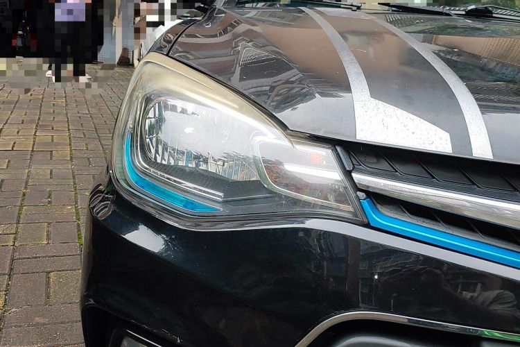 Used Soueast V3 Lingyue 2015 1.5L Manual Style Edition Right Front Headlight