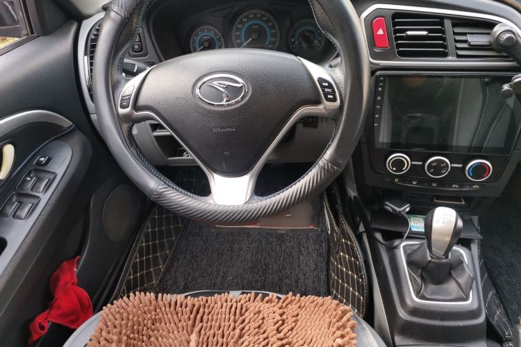 Used Soueast V3 Lingyue 2015 1.5L Manual Style Edition Steering Wheel