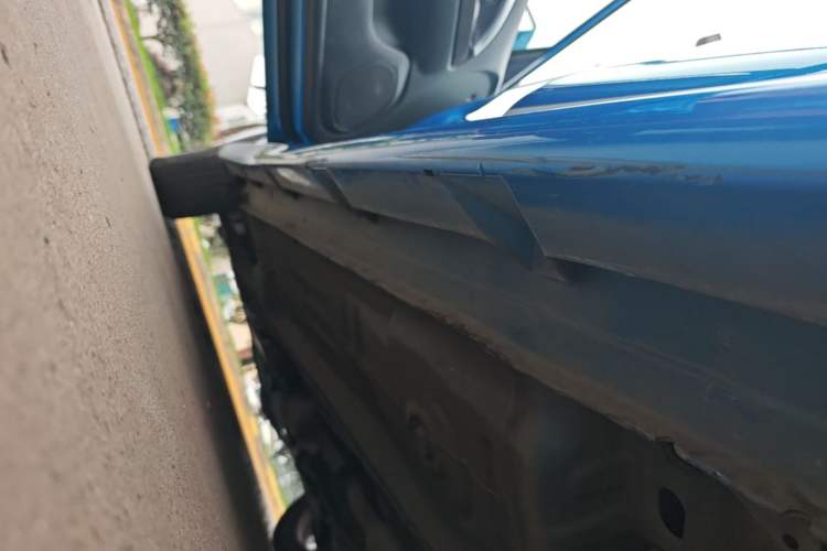 Used Soueast V3 Lingyue 2015 1.5L Manual Style Edition Left Side Sill