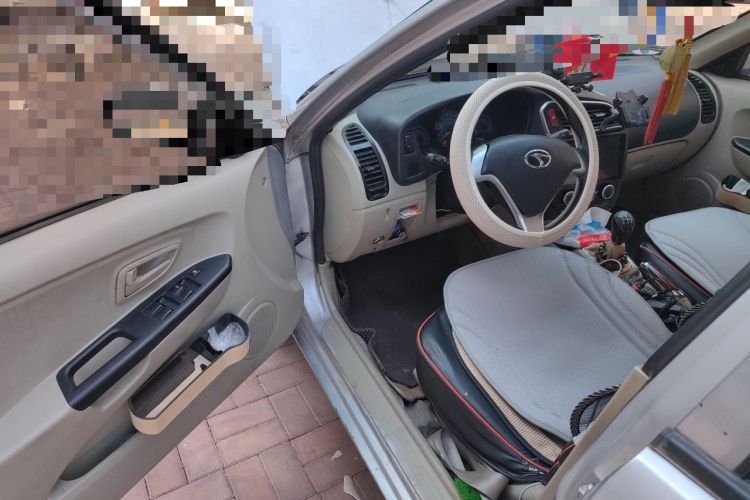 Used Soueast V3 Lingyue 2015 1.5L Manual Happiness Edition Driver Seat