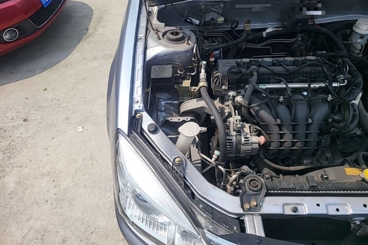 Used Soueast V3 Lingyue 2015 1.5L Manual Happiness Edition Engine Bay Right