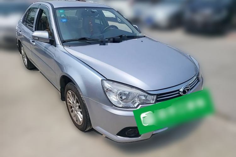 Used Soueast V3 Lingyue 2015 1.5L Manual Happiness Edition Front Right 45 Deg