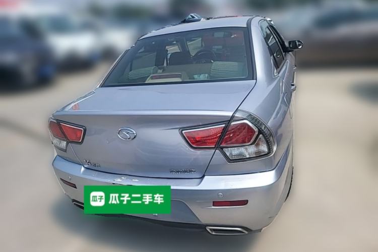 Used Soueast V3 Lingyue 2015 1.5L Manual Happiness Edition Rear