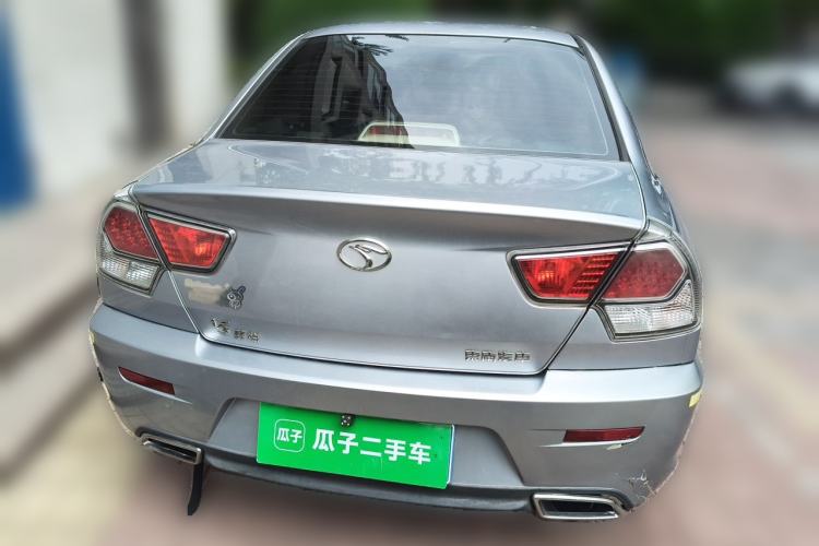 Used Soueast V3 Lingyue 2015 1.5L Manual Smart Edition Rear