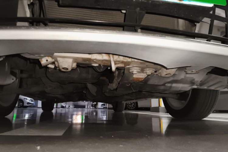 Used Soueast V3 Lingyue 2015 1.5L Manual Style Edition Chassis Front