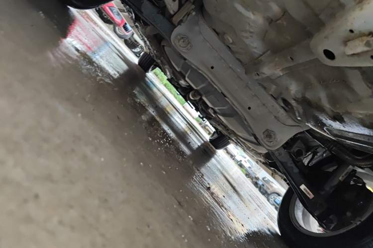 Used Soueast V3 Lingyue 2015 1.5L Manual Happiness Edition Chassis Rear Left