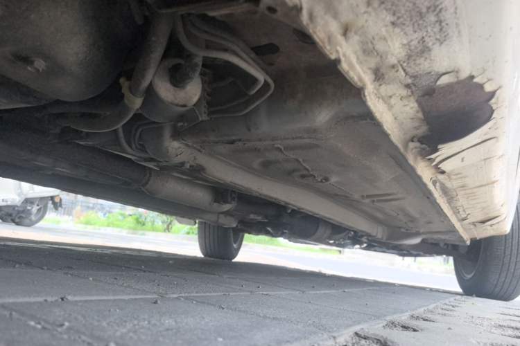 Used Soueast V3 Lingyue 2015 1.5L Manual Happiness Edition Chassis Rear Right