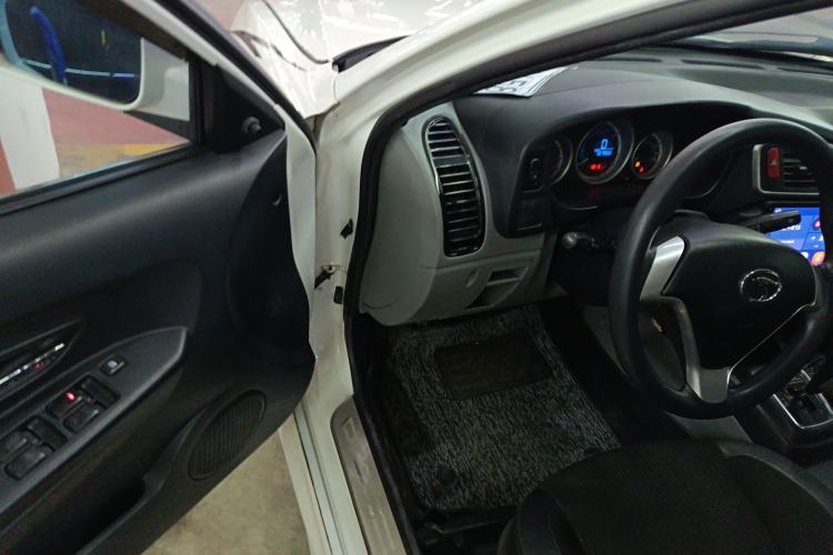 Used Soueast V3 Lingyue 2015 1.5L AMT Happiness Edition Driver Seat