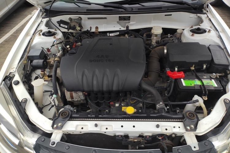 Used Soueast V3 Lingyue 2015 1.5L Manual Style Edition Engine Bay