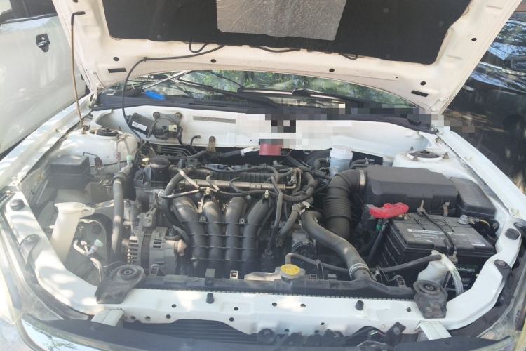 Used Soueast V3 Lingyue 2015 1.5L Manual Happiness Edition Engine Bay