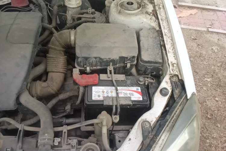 Used Soueast V3 Lingyue 2015 1.5L Manual Happiness Edition Engine Bay Left