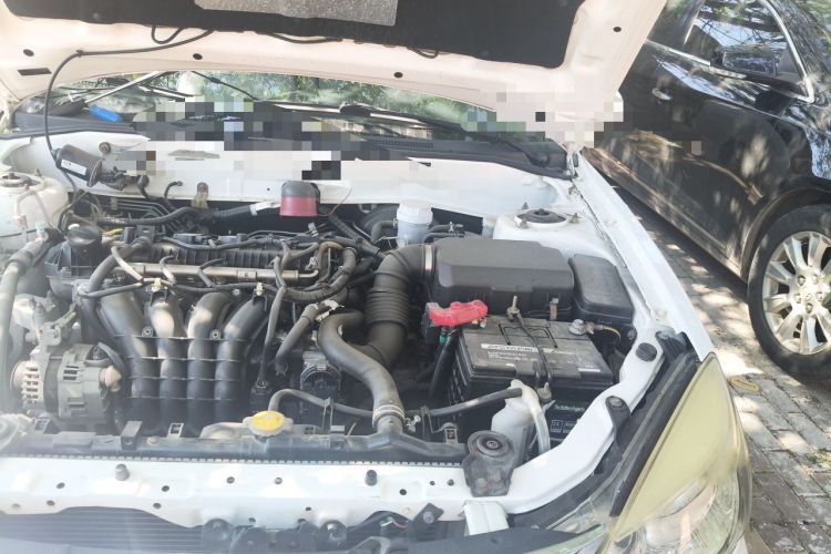 Used Soueast V3 Lingyue 2015 1.5L Manual Happiness Edition Engine Bay Left