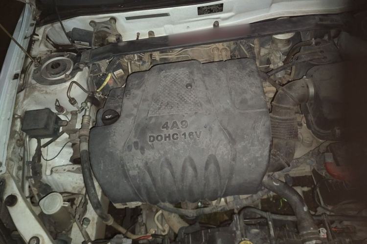 Used Soueast V3 Lingyue 2015 1.5L Manual Happiness Edition Engine Bay Right
