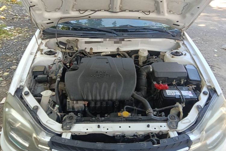 Used Soueast V3 Lingyue 2015 1.5L Manual Style Edition Engine Bay