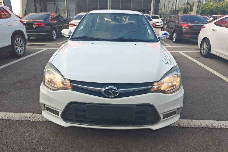 Used Soueast V3 Lingyue 2015 1.5L Manual Happiness Edition Front