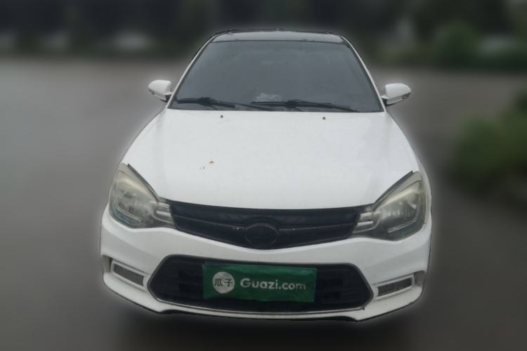 Used Soueast V3 Lingyue 2015 1.5L Manual Style Edition Front