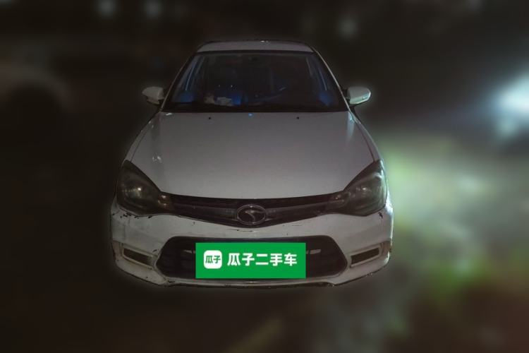 Used Soueast V3 Lingyue 2015 1.5L Manual Happiness Edition Front