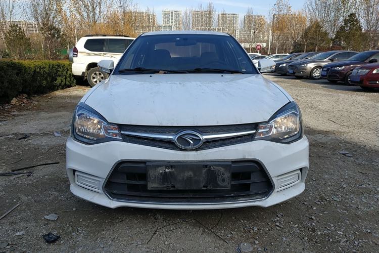 Used Soueast V3 Lingyue 2015 1.5L Manual Happiness Edition Front