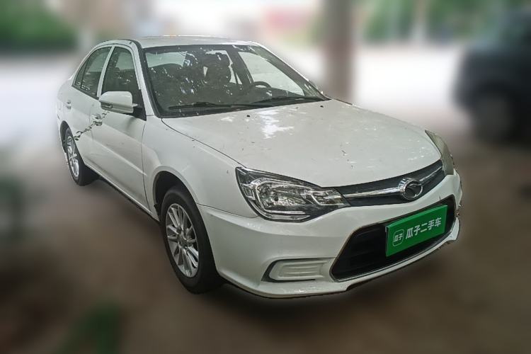 Used Soueast V3 Lingyue 2015 1.5L Manual Happiness Edition Front Right 45 Deg