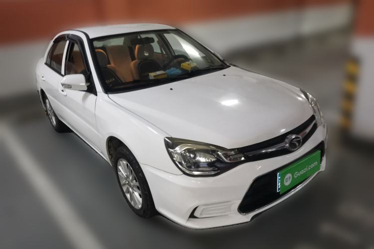 Used Soueast V3 Lingyue 2015 1.5L Manual Happiness Edition Front Right 45 Deg