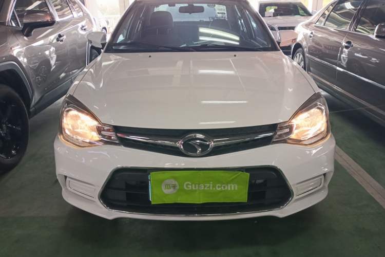 Used Soueast V3 Lingyue 2015 1.5L Manual Happiness Edition Front