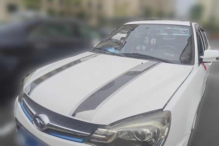 Used Soueast V3 Lingyue 2015 1.5L Manual Style Edition Front