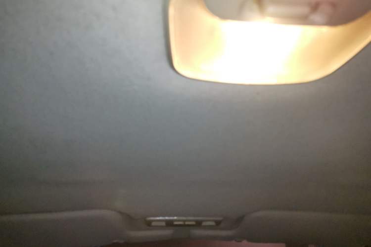 Used Soueast V3 Lingyue 2015 1.5L Manual Happiness Edition Headliner