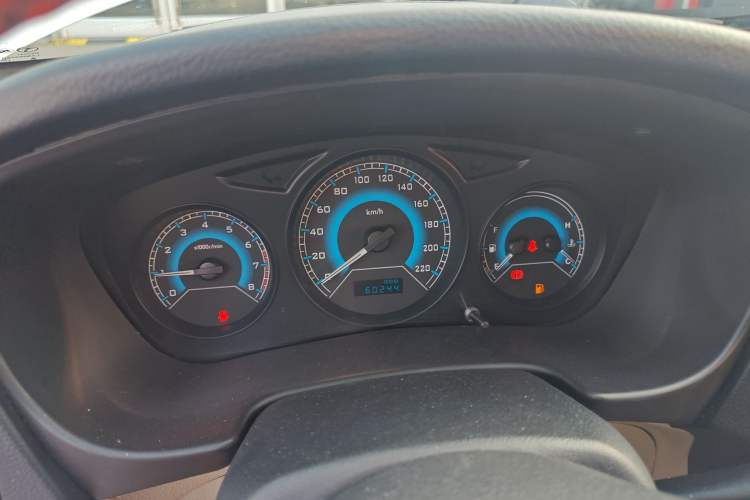 Used Soueast V3 Lingyue 2015 1.5L Manual Happiness Edition Instrument Cluster