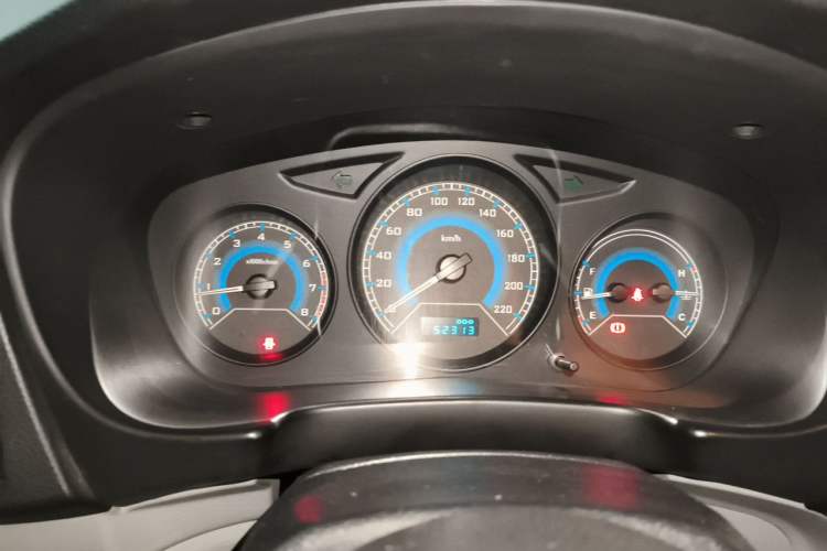 Used Soueast V3 Lingyue 2015 1.5L Manual Style Edition Instrument Cluster