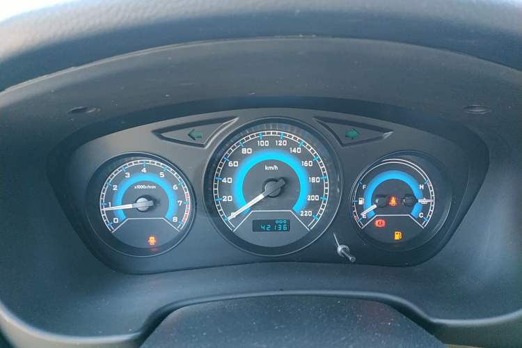 Used Soueast V3 Lingyue 2015 1.5L Manual Happiness Edition Instrument Cluster