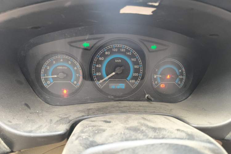 Used Soueast V3 Lingyue 2015 1.5L Manual Happiness Edition Instrument Cluster
