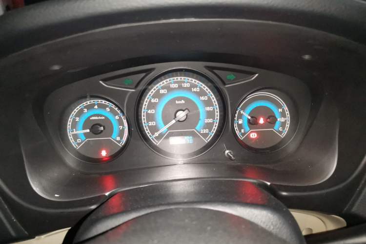 Used Soueast V3 Lingyue 2015 1.5L Manual Happiness Edition Instrument Cluster