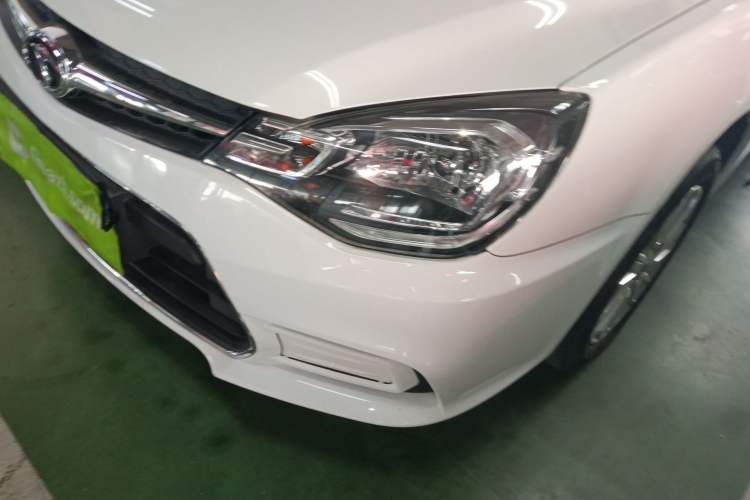 Used Soueast V3 Lingyue 2015 1.5L Manual Happiness Edition Left Front Headlight