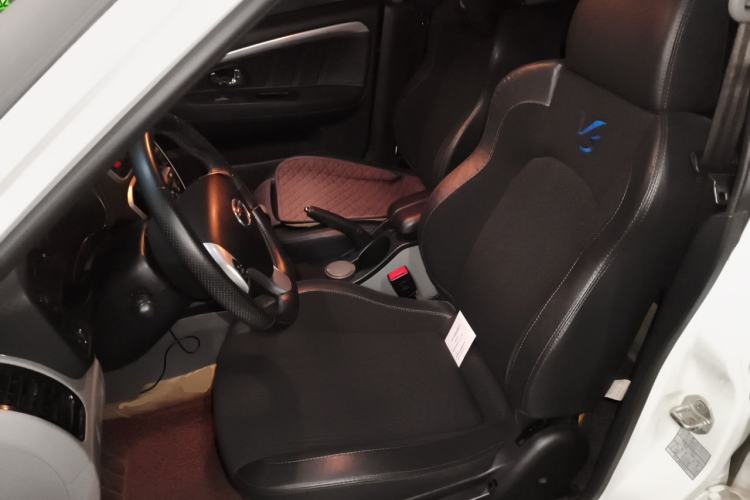 Used Soueast V3 Lingyue 2015 1.5L Manual Style Edition Left Front Seat