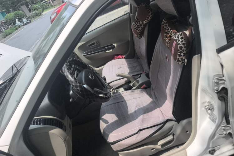 Used Soueast V3 Lingyue 2015 1.5L Manual Happiness Edition Left Front Seat