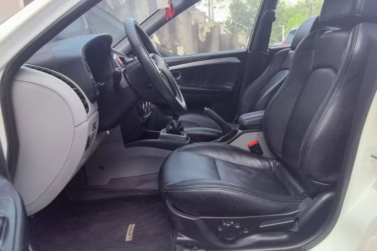 Used Soueast V3 Lingyue 2015 1.5L Manual Style Edition Left Front Seat