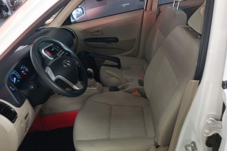 Used Soueast V3 Lingyue 2015 1.5L Manual Happiness Edition Left Front Seat