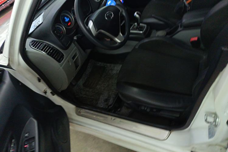 Used Soueast V3 Lingyue 2015 1.5L AMT Happiness Edition Left Front Seat