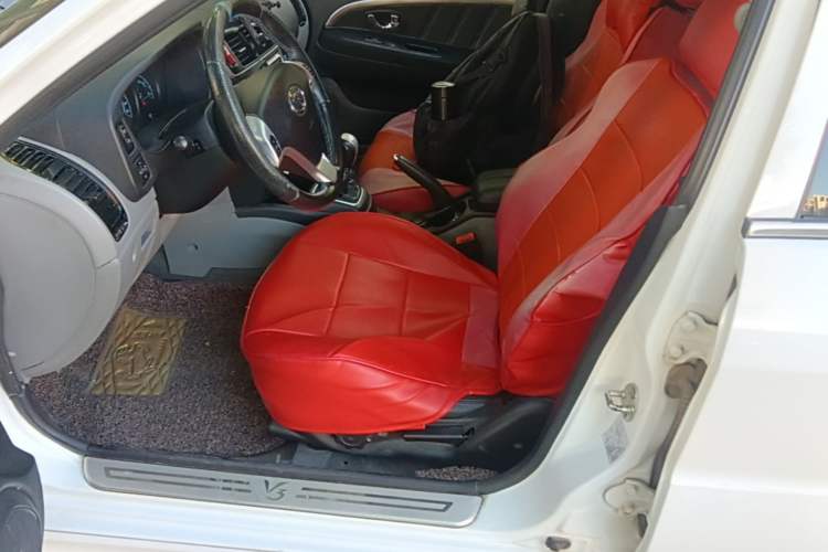 Used Soueast V3 Lingyue 2015 1.5L Manual Style Edition Left Front Seat