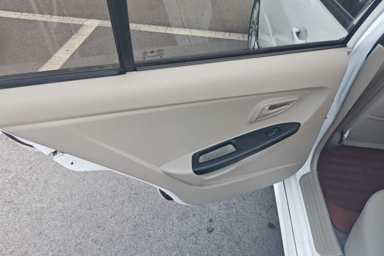 Used Soueast V3 Lingyue 2015 1.5L Manual Happiness Edition Left Rear Door Interior