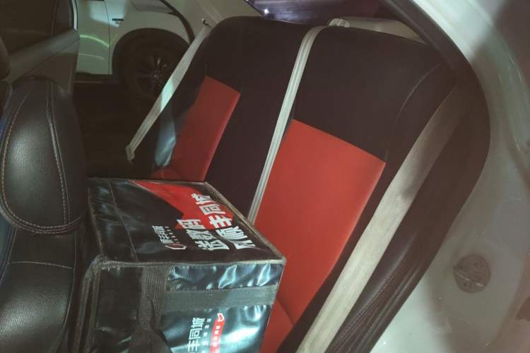 Used Soueast V3 Lingyue 2015 1.5L Manual Happiness Edition Left Rear Seat